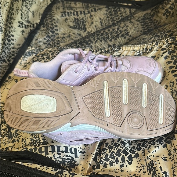 Nike Women's Light Pink Sneakers - Picture 3 of 5